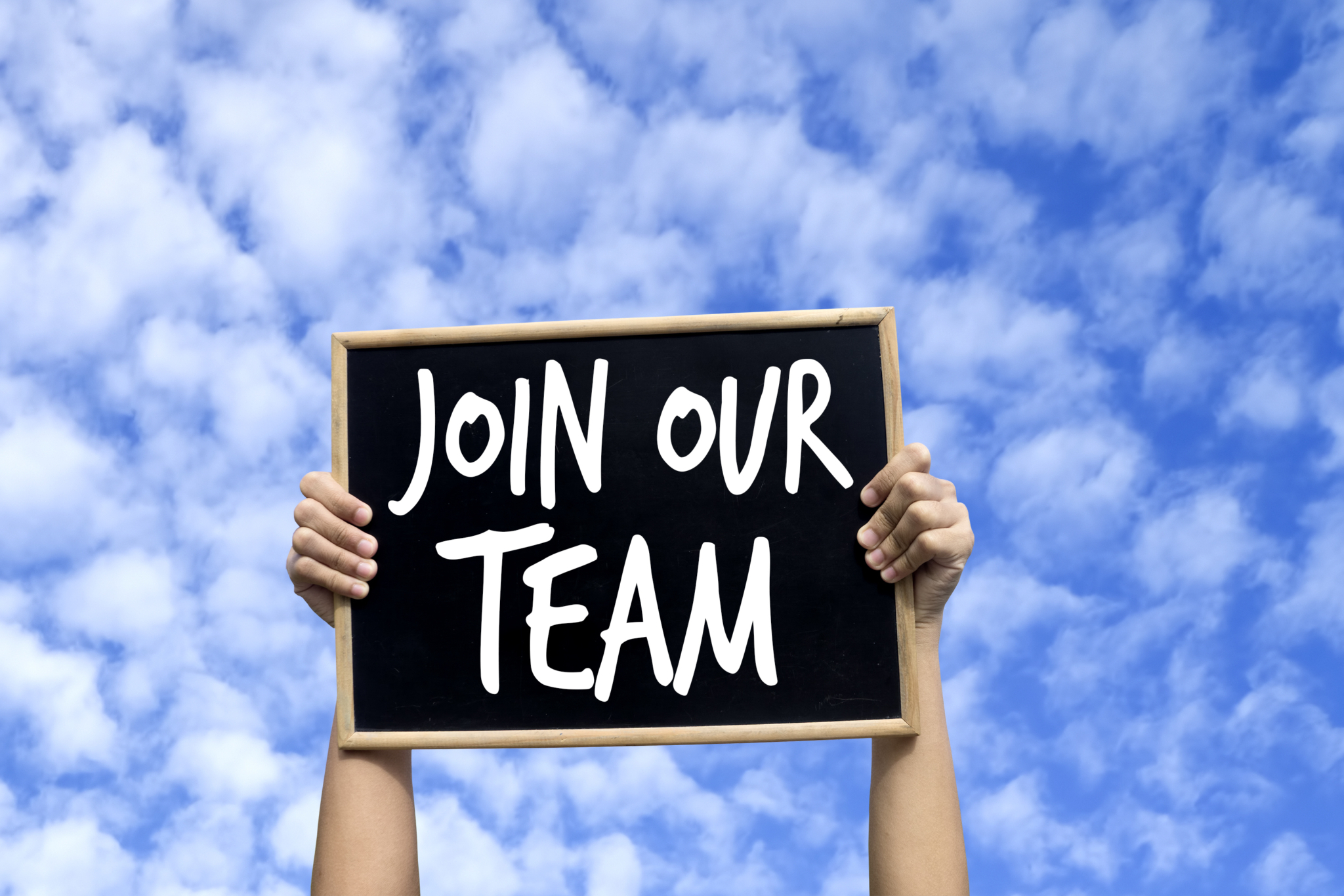 IAS Europe is hiring! We are looking for a UK based sales professional with a strong knowledge of the travel industry  to join our commercial team